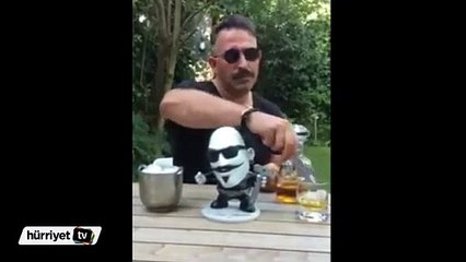 Cem Yılmaz'dan buz kovası videosu!