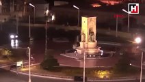 Polisten kaçan araç taksim'deki cumhuriyet anıtı'na çarpıyordu