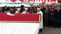 Cumhurbaşkanı Erdoğan, Şehit Emre Baysal'ın cenaze törenine katıldı