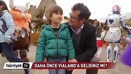 Cengiz Semercioğlu ve kızı Pera Vialand'de