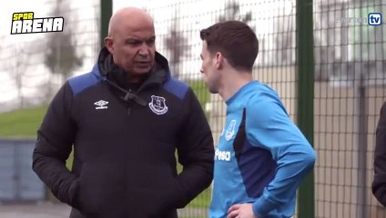 Everton Cenk Tosun'un ilk görüntülerini paylaştı!