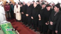 Zafer Çağlayan, Muş'ta annesini toprağa verdi