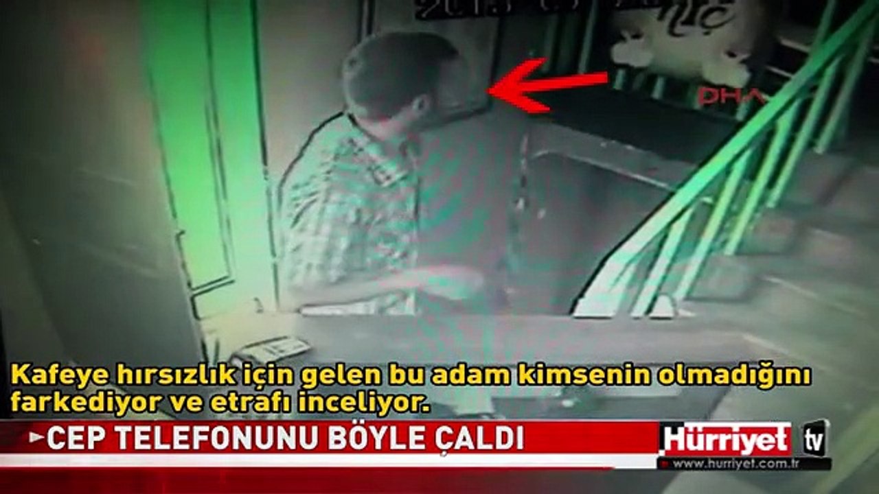 CEP TELEFONUNU ÇALARKEN KAMERAYA YAKALANDI