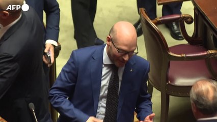 Fontana presidente della Camera. Pd: "sfregio per l'Italia"