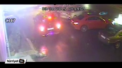 Bayılan arkadaşına müdahale ederken soyuldu