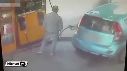 Hayır cevabına sinirlenen kadın benzinliği ateşe verdi