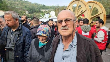 Ailelerin maden önündeki endişeli bekleyişi sürüyor
