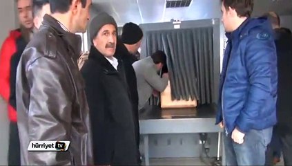 Havalimanında dikkat çeken olay!