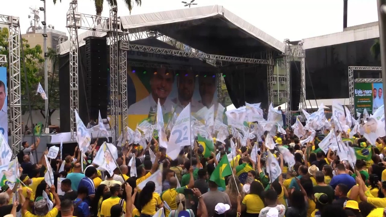 Bolsonaro y Lula, muy cerca a sus seguidores a dos semanas de las elecciones