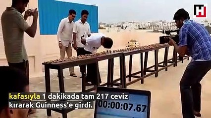 Kafasıyla hem ceviz hem de rekor kırdı!