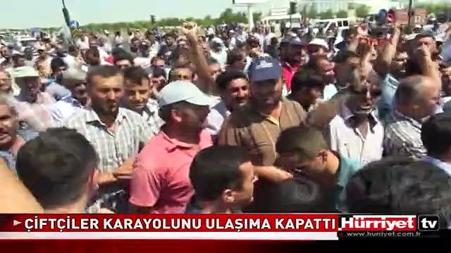 ÇİFTÇİLER ANKARA - KONYA KARAYOLUNU ULAŞIMA KAPATTI