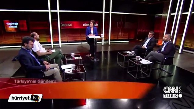 Rıza Saka: Sonuna kadar mini eteğiyle...