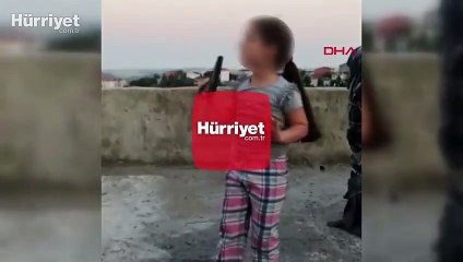6 yaşındaki çocuğun eline silah vererek, ateş açtırdı!