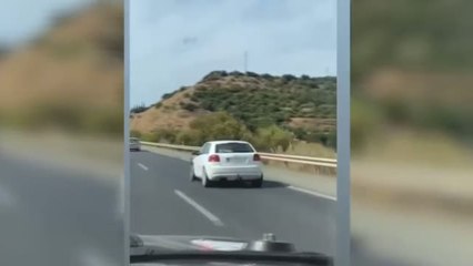 Investigado en Málaga un conductor que circulaba con los airbags saltados y sin una rueda
