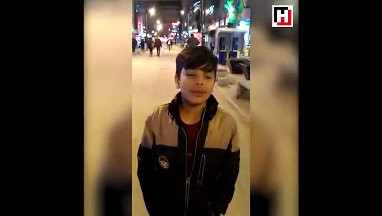 Yanık sesiyle izleyenleri kendine hayran bıraktı!