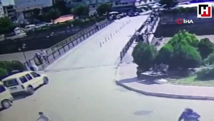 Terme'deki köprünün çökme anı