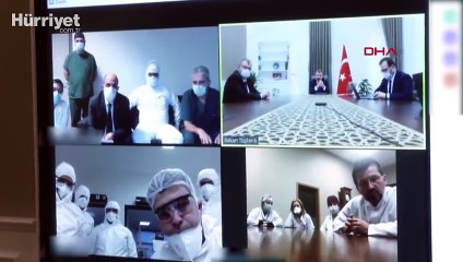 Bakan Koca, corona virüs hastalarının tedavisinde görevli hekimlerle görüştü