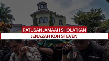 Ratusan Jamaah Sholatkan Jenazah  Koh Steven