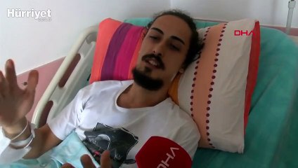 Sahilde gitar çaldığı sırada darbederek, çenesini kırdı!