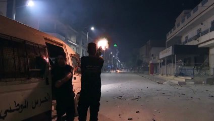 مواجهات ليلية بين الأمن ومحتجين في تونس إثر وفاة شاب