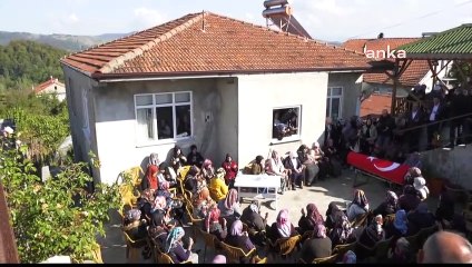 Meral Akşener'den hayatını kaybeden madencinin ailesine ziyaret