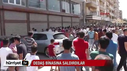 Silopi'de DEDAŞ binasına saldırdılar