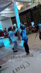 parejas que recibieron costosos regalos y dinero