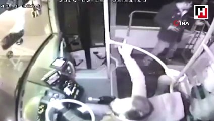 Yanında oturduğun kız bağırınca otobüstekiler taciz şüphelisini linç etti