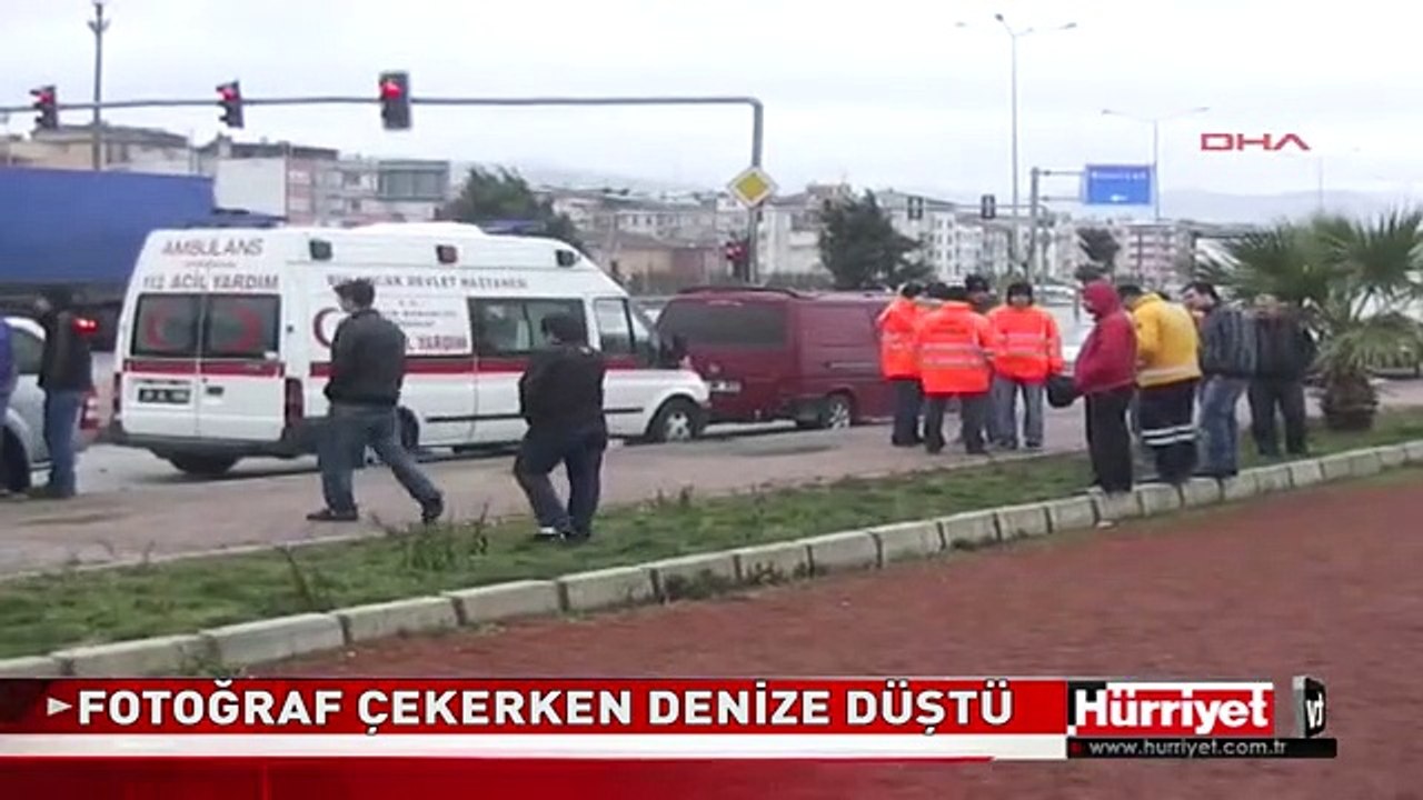 FOTOĞRAF ÇEKERKEN DENİZE DÜŞTÜ
