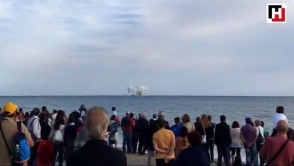 Hava gösterisi sırasında denize çakıldı