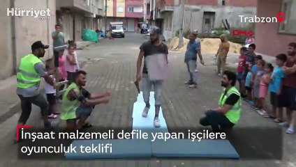 İnşaat malzemeli defile yapan işçilere oyunculuk teklifi