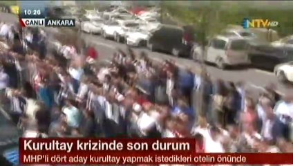 Kurultay gerginliği yumruklu kavgaya dönüştü