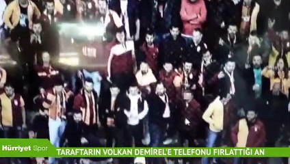 Derbide Volkan Demirel'e cep telefonu atma anı kamerada