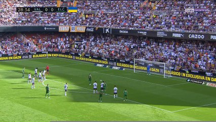 La Liga : Cavani double buteur mais Valence accroché