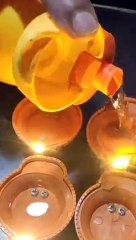 दीपावली पर पानी से जलेंगे दीपक और बिजली से फूटेंगी बम की लड़िया,देखे वीडियो