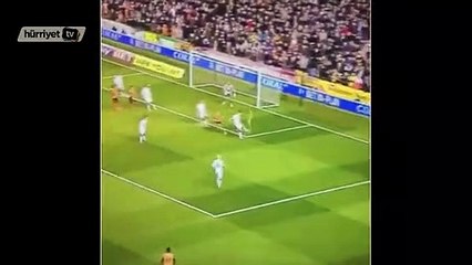 Kaleci Lee Grant kendi kalesine gol attı!