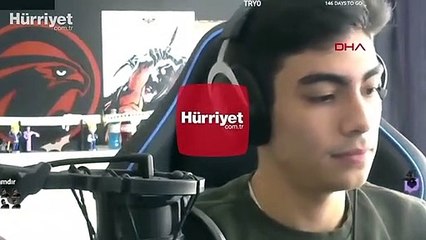 Bilgisayar oyunu oynarken depreme yakalandı