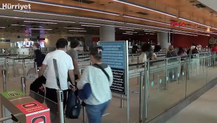 Sabiha Gökçen'e yurt dışından ilk uçak iniş yaptı