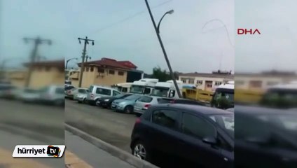 Yan yatan elektrik direği patladı