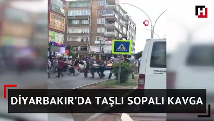 Diyarbakır’da taşlı sopalı kavga