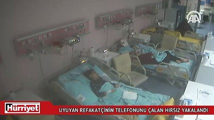 Uyuyan refakatçinin telefonunu çalan hırsız yakalandı