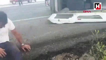 Şiddetli rüzgar diyaliz hastalarını taşıyan minibüsü devirdi, 6 yaralı