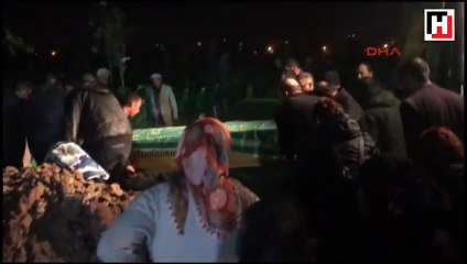 Kırmızı listedeki teröristin cenazesine HDP'li vekiller de katıldı