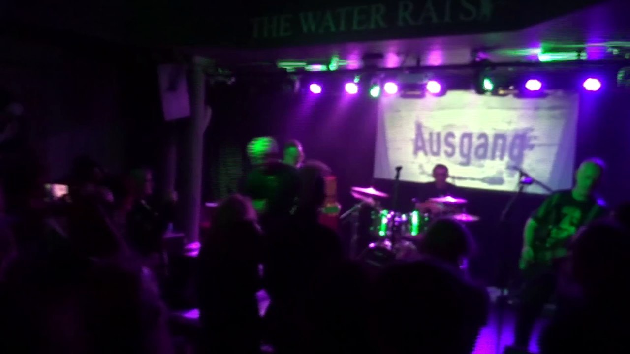 AUSGANG at the Water Rats, 2022.