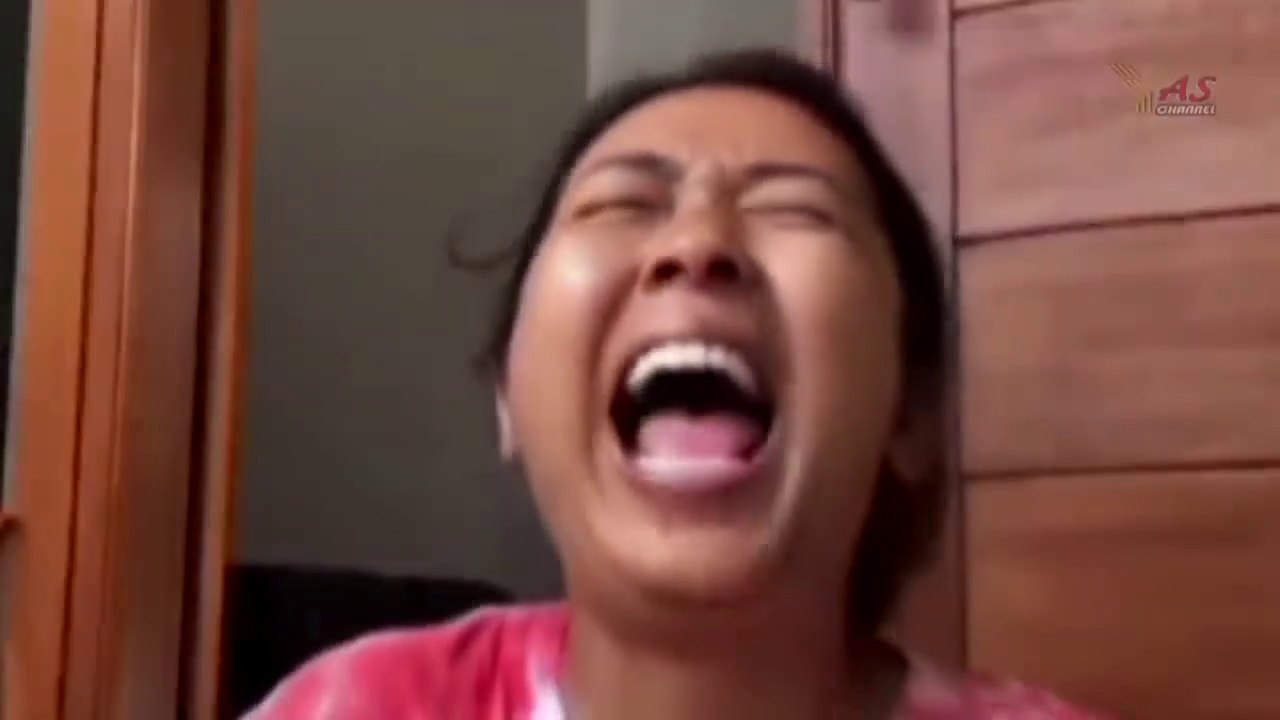 LESTI & RIZKY BILLAR TENANGKAN DIRI USAI CABUT LAPORAN, ARTIS2 DIBUAT PANAS SAMBUT KEPULANGAN LESLAR