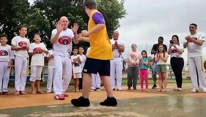 Aula demonstrativa de capoeira inclusiva acontece no Ciro Nardi neste sábado (15)