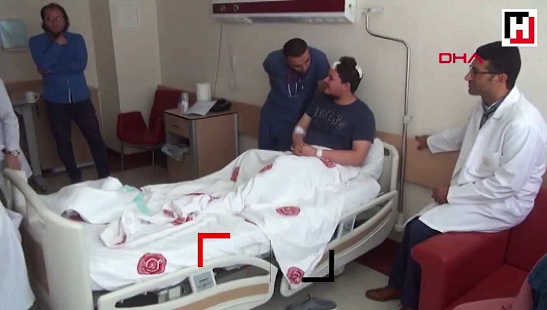 Kafasında parke taşı kırılan doktor yaşadığı dehşeti anlattı - Dailymotion  Video
