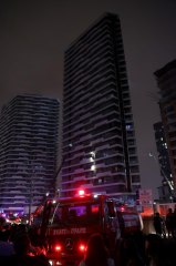 Son dakika haberi... Kadıköy'de 24 katlı binada çıkan yangın söndürüldü (5)