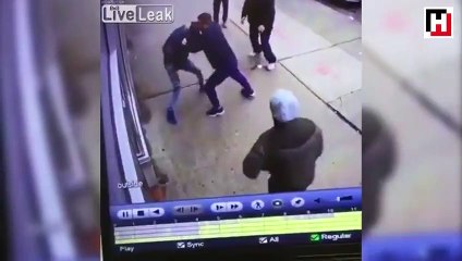 Ünlü dövüşçü kavganın ortasında kaldı