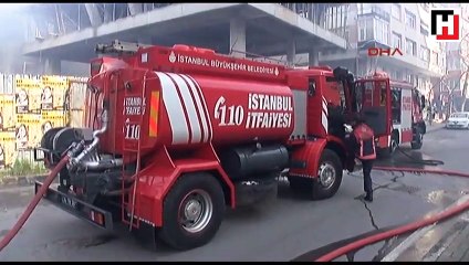 Şişli'de yangın :Yükselen duman paniğe neden oldu